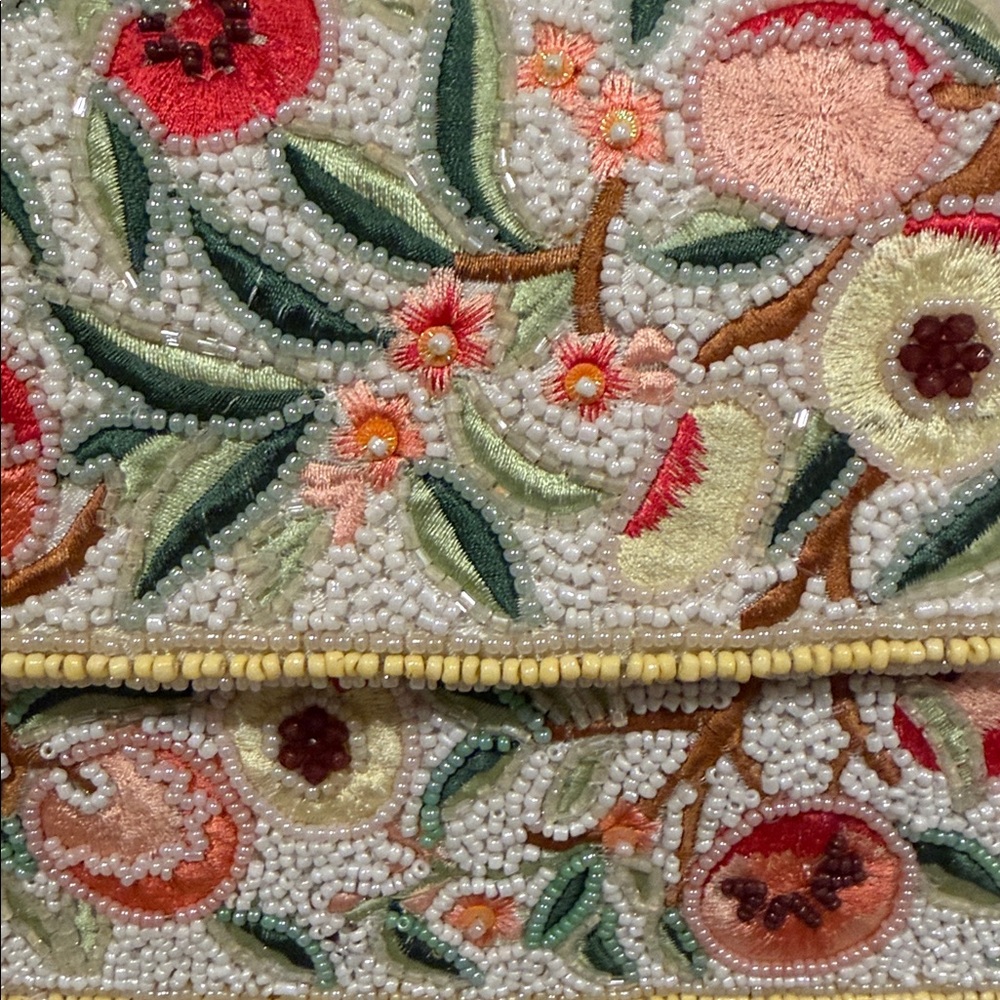 Viral Peach Pomegranate Beaded Shoulder Bag NWT - Picture 6 of 10